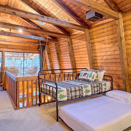 Near Downtown Helen - Hottub, Sauna, Game Room, Fire Pit Ngoại thất bức ảnh