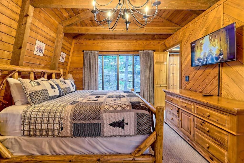 Near Downtown Helen - Hottub, Sauna, Game Room, Fire Pit Ngoại thất bức ảnh