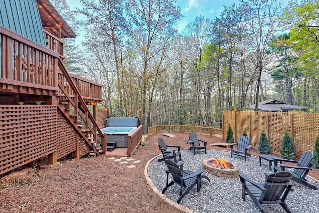 Near Downtown Helen - Hottub, Sauna, Game Room, Fire Pit Ngoại thất bức ảnh