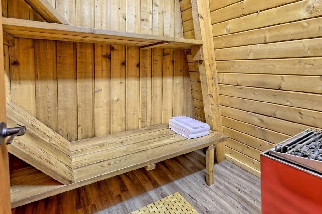 Near Downtown Helen - Hottub, Sauna, Game Room, Fire Pit Ngoại thất bức ảnh